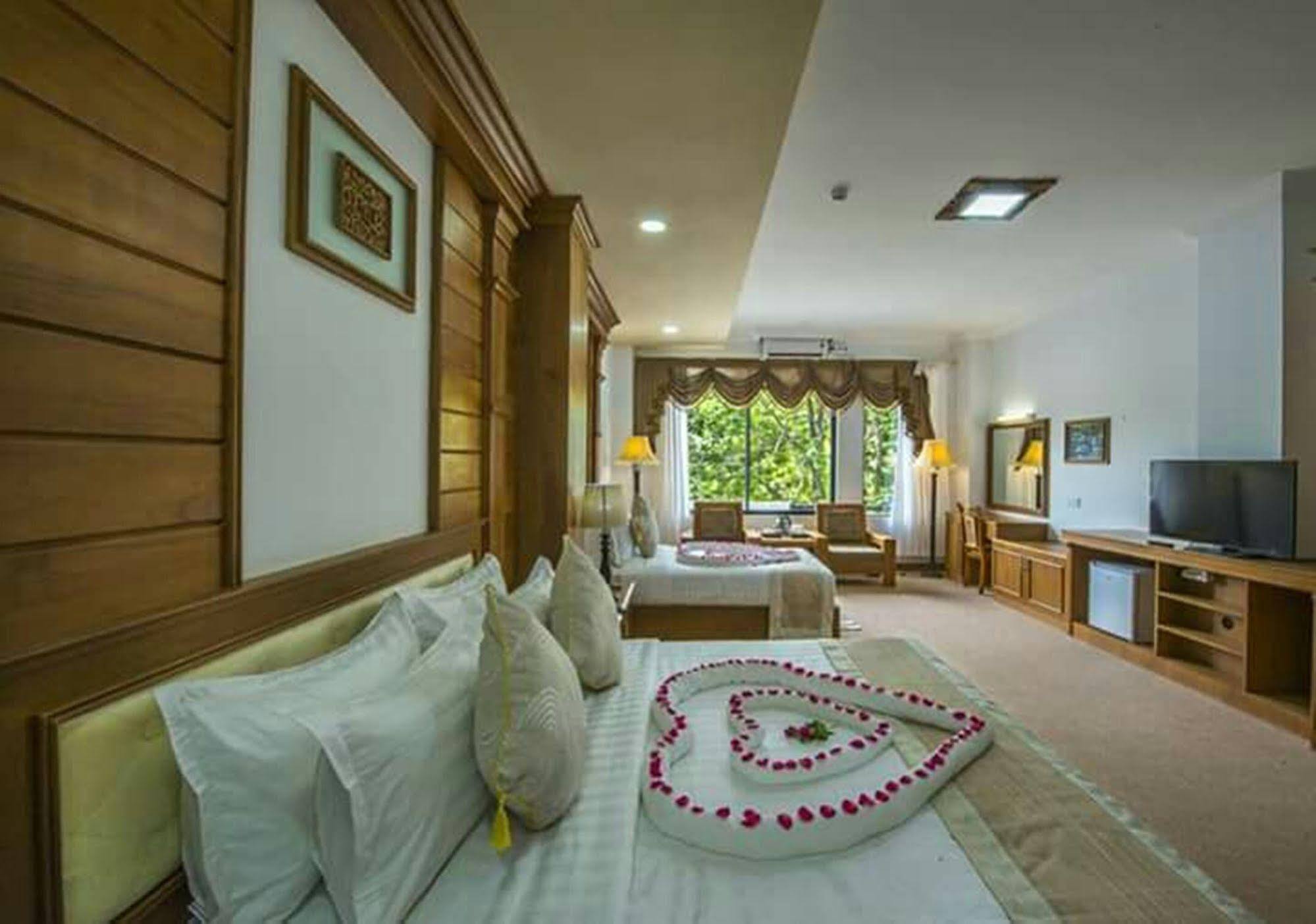 Hotel Shwe Nann Htike Pyin Oo Lwin Eksteriør bilde